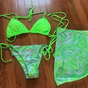 Large bathing suit bikini with cover up- never worn